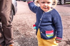 Annie clutching grandpa's finger, Nr Worcester, '23.