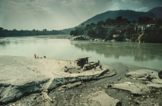 The Ganges, Swagashram, '01.
