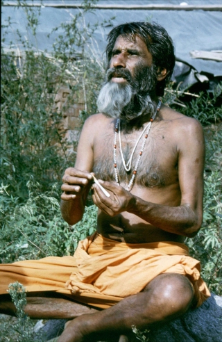 Sadhu making 'Hashish', Kullu Valley, '01.