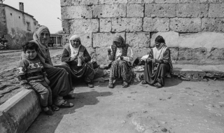 Derinkuyu, Women and children, [2], '01.