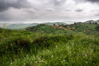 Nr Lago Pozzillo, Sicily.