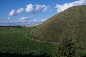 Silbury Hill, Avebury, Wilts 6.